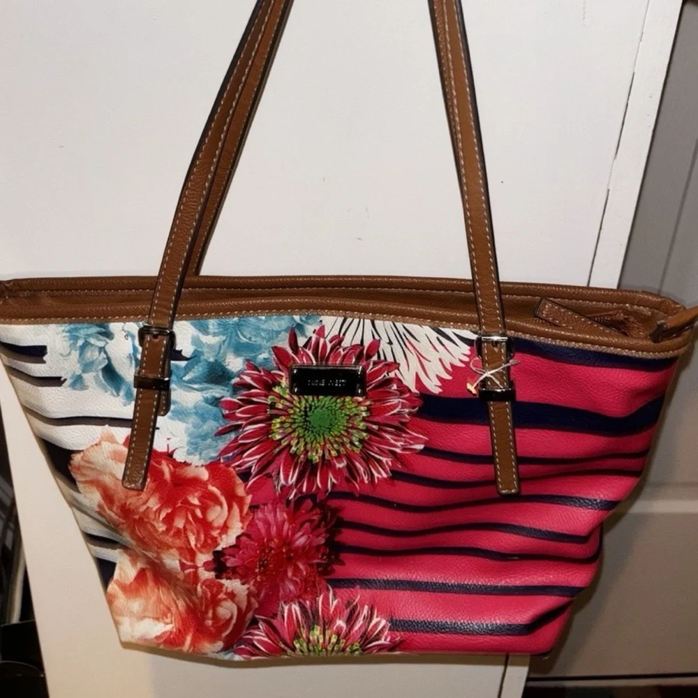 Nine West Floral Striped Tote Bag‎
